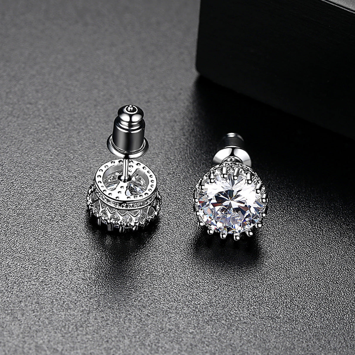 White Gold Plated Cubic Zirconia Stud Earrings AAA1418
