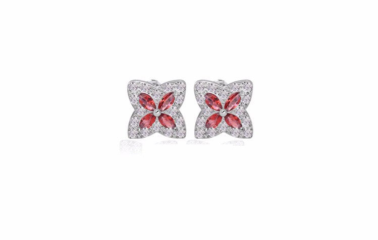 White Gold Plated Four-Leaf Clover Flower Cubic Zirconia Stud Earrings AAA216
