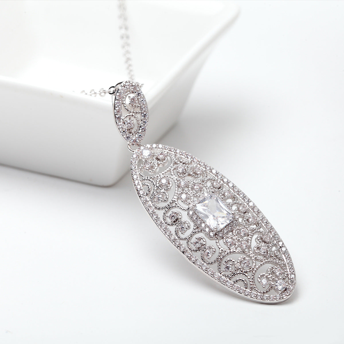 White Gold Plated Hollow Oval Shape Pendant Necklace AAA2356