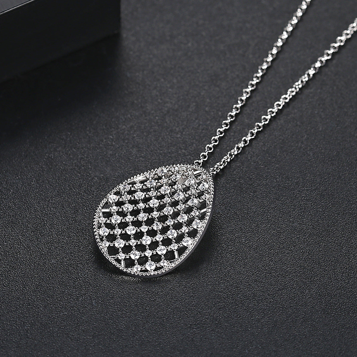 White Gold Plated Cubic Zirconia Hollow Chain Necklace AAA2464