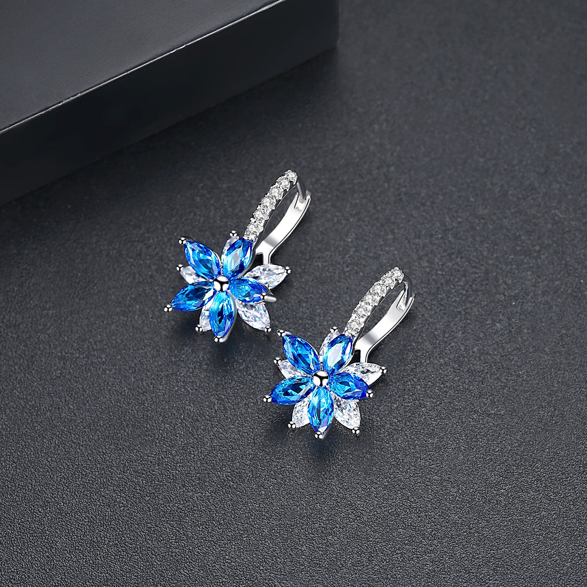 Cubic Zirconia White Gold Plated Floral Shape Earrings AAA002
