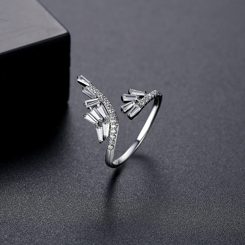 Sparkling Front Opening Cubic Zirconia Wing Ring AAA1115