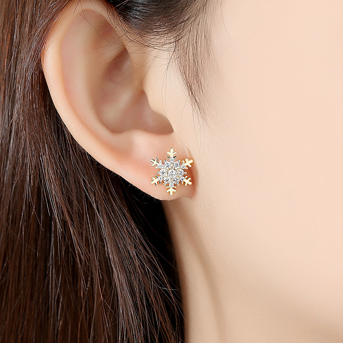 Gold Plated Snowflake Cubic Zirconia Stud Earrings AAA120
