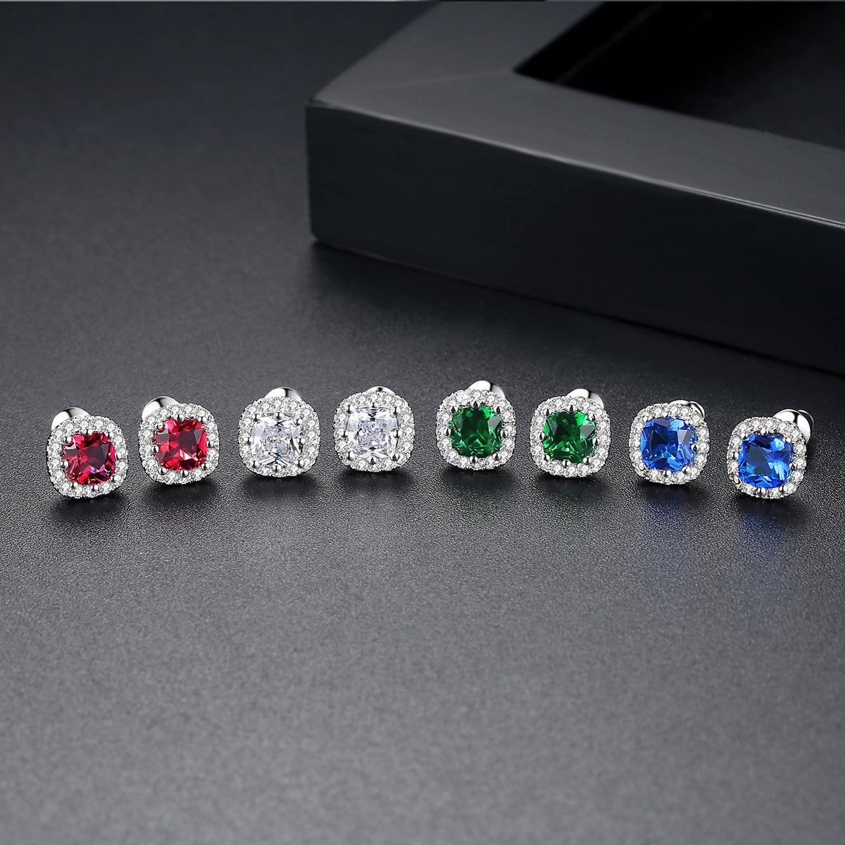 White Gold Plated Green Square Cubic Zirconia Stud Earrings AAA1544