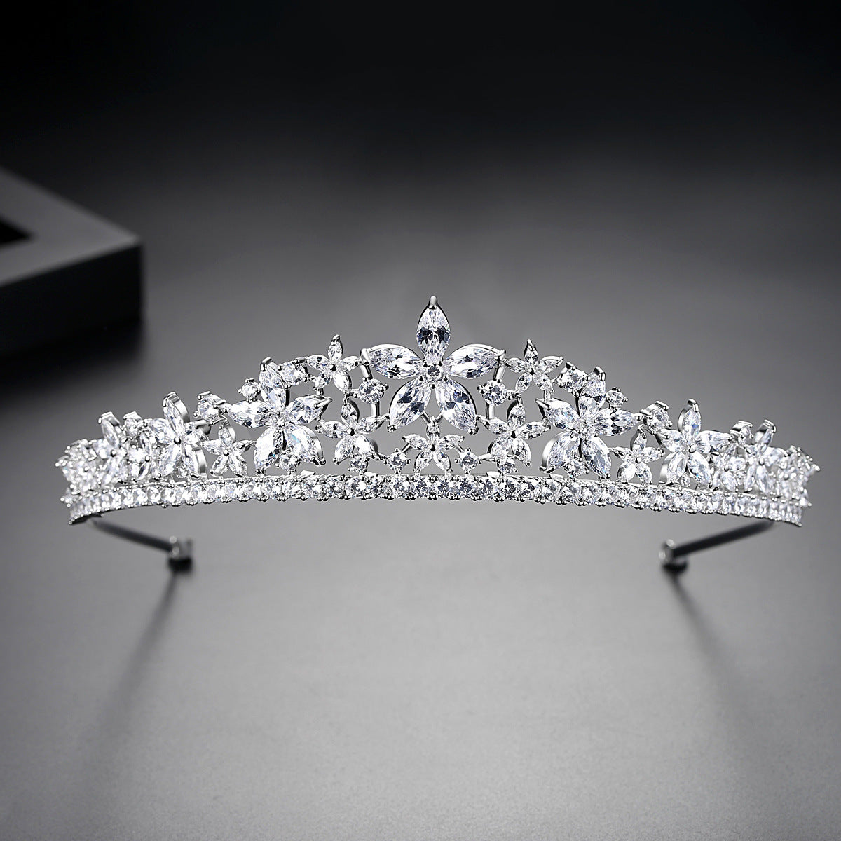 White Gold Plated Flower Cubic Zirconia Bridal Wedding Crown AAA1692
