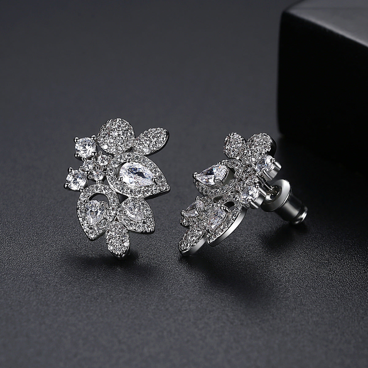 White Gold Plated Cubic Zirconia Stud Earrings AAA2150