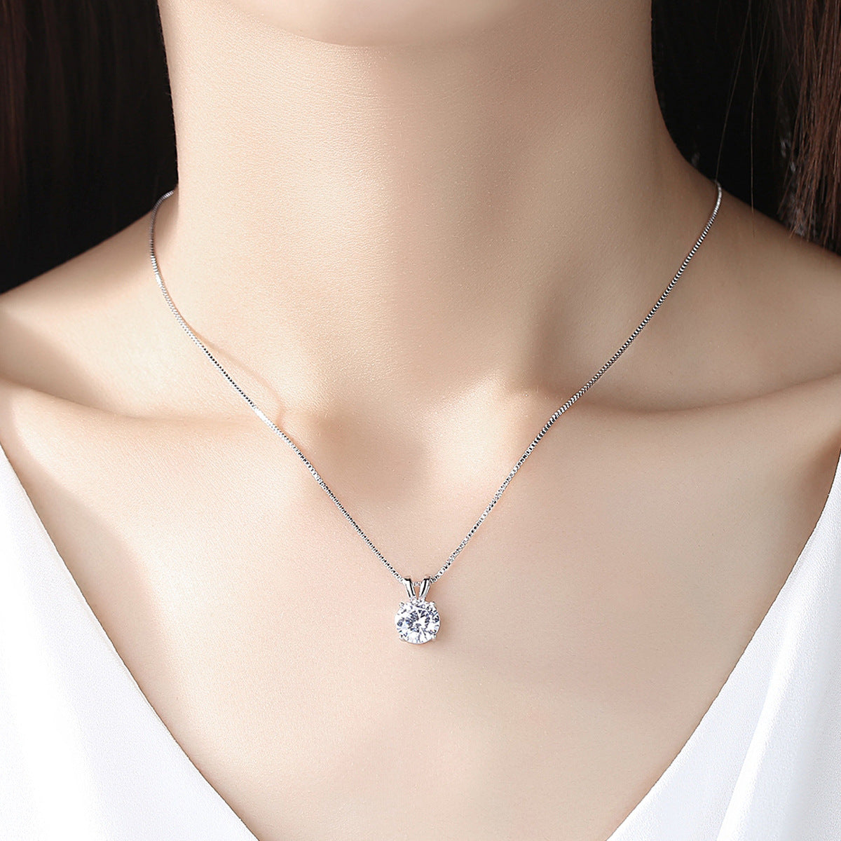 Round Brilliant Cubic Zirconia Pendant Box Chain Necklace AAA2189
