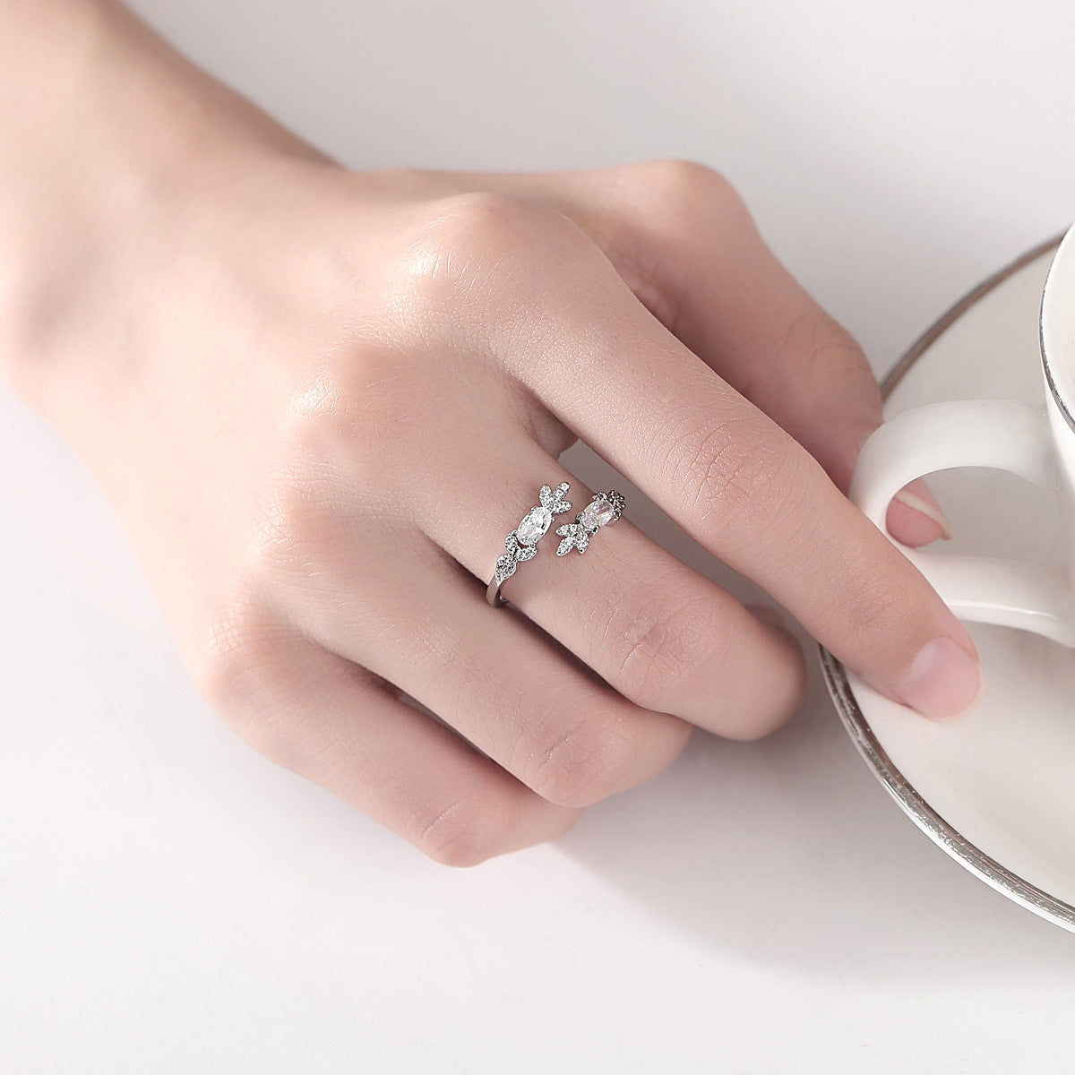 White Gold Plated Cubic Zirconia Crossover Ring AAA2290
