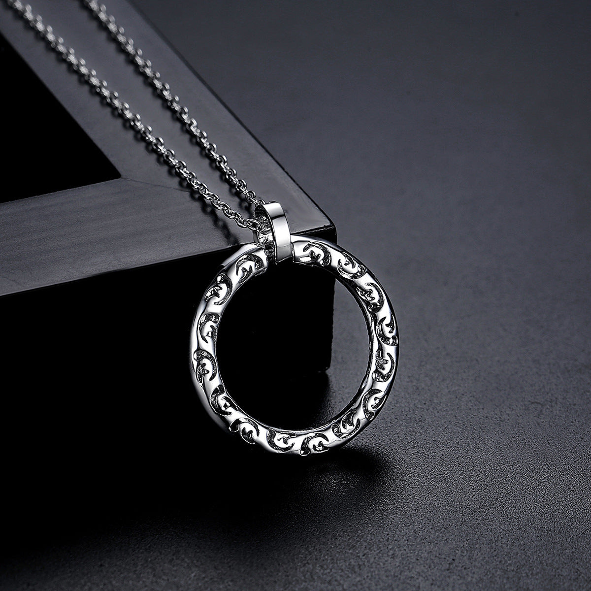 White Gold Plated Circle Cubic Zirconia Chain Necklace AAA2304