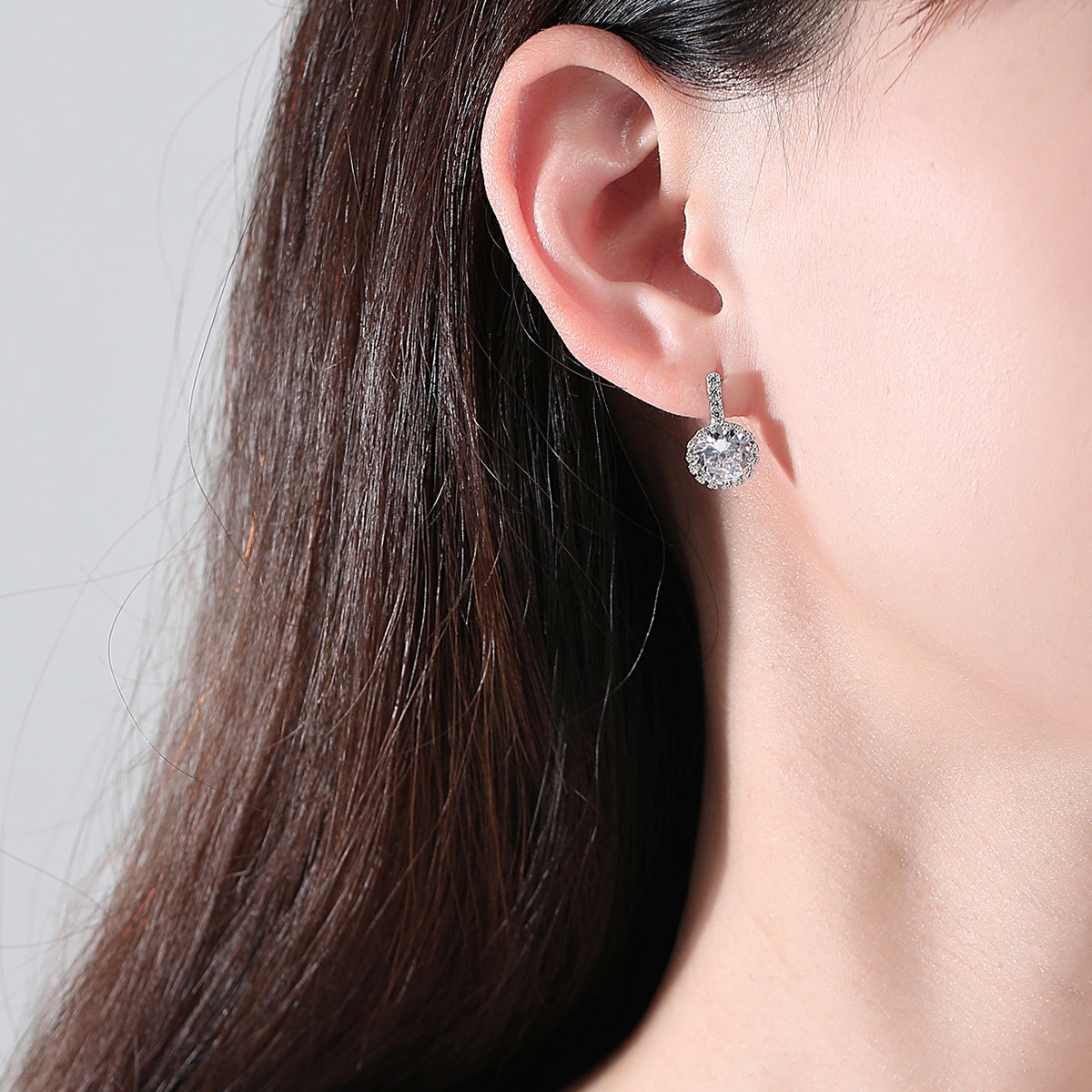 Round Cut Cubic Halo Zirconia Drop Earrings AAA2306