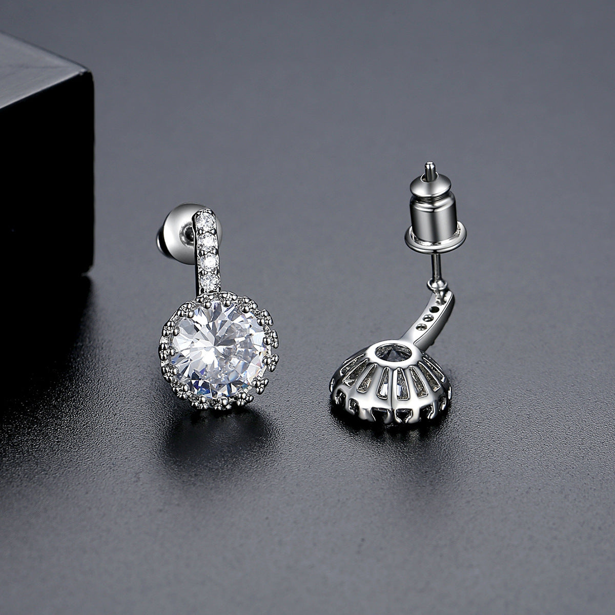 Round Cut Cubic Halo Zirconia Drop Earrings AAA2306