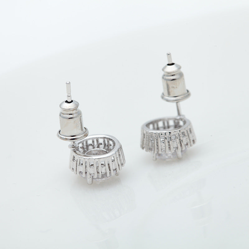 Round Cut Cubic Zirconia Stud Earrings AAA2335