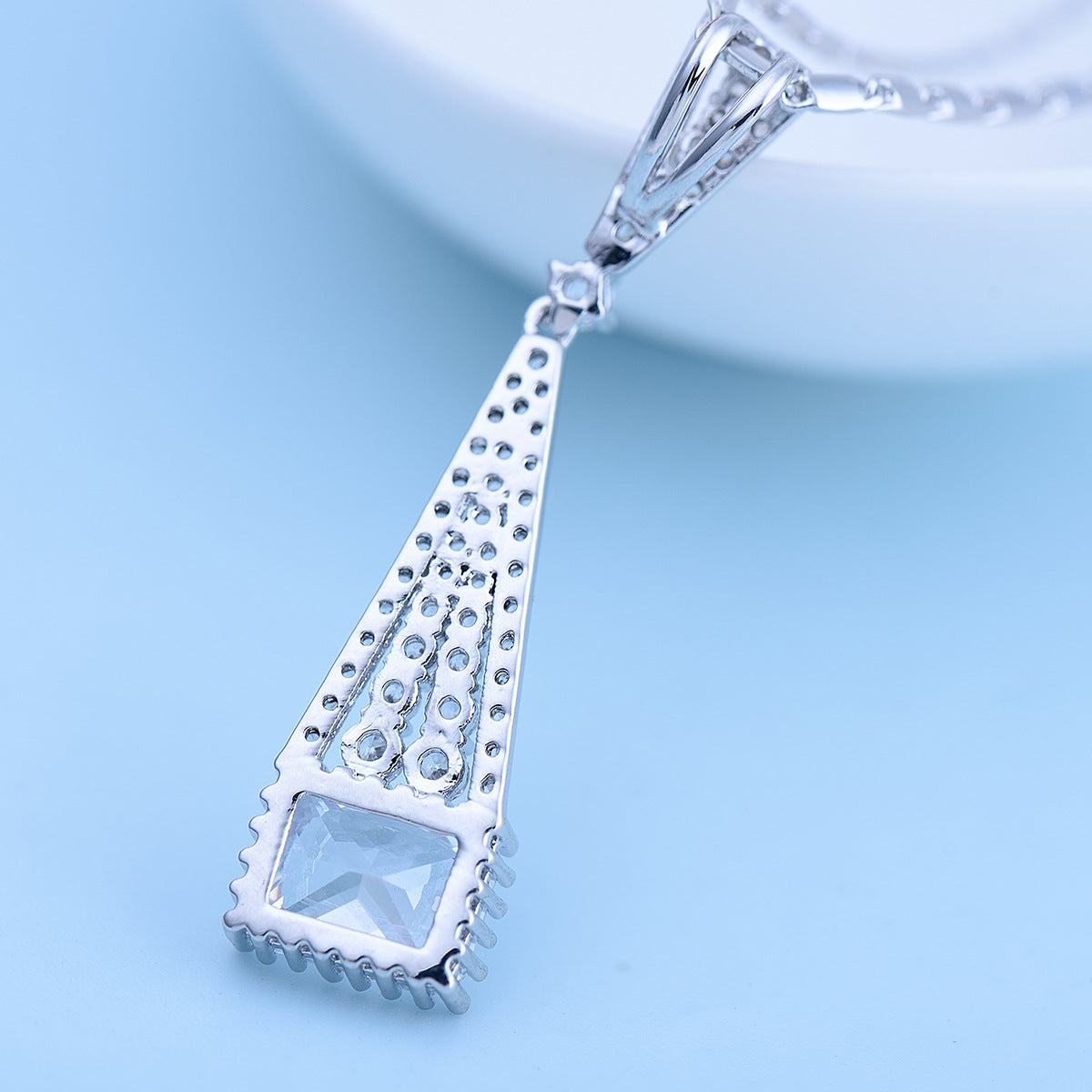 White Gold Plated Long Cubic Zirconia Pendant Chain Necklace AAA2362