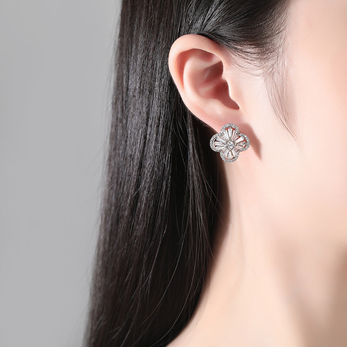 Rose Gold Plated Cubic Zirconia Four-Leaf Clover Stud Earrings AAA2404