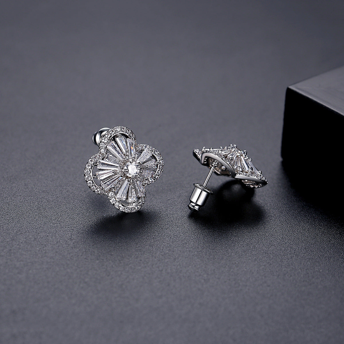 Rose Gold Plated Cubic Zirconia Four-Leaf Clover Stud Earrings AAA2404