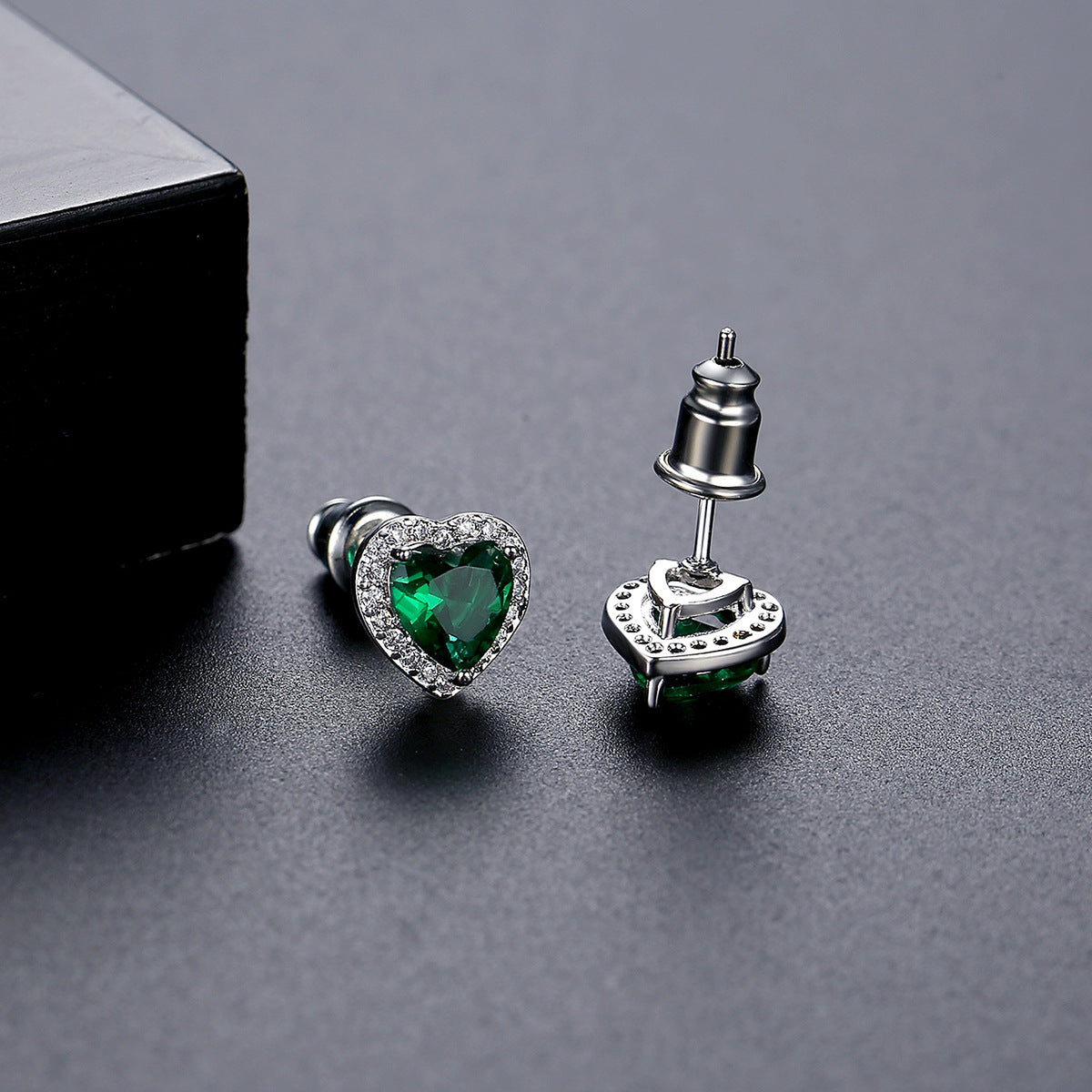 White Gold Plated Blue Heart Shape Cubic Zirconia Stud Earrings AAA2410