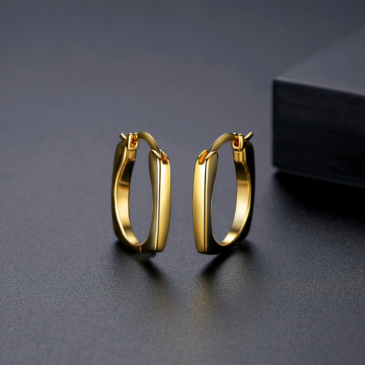 Gold Plated Chunky U-shaped Huggie Hoop Earrings AAA2417