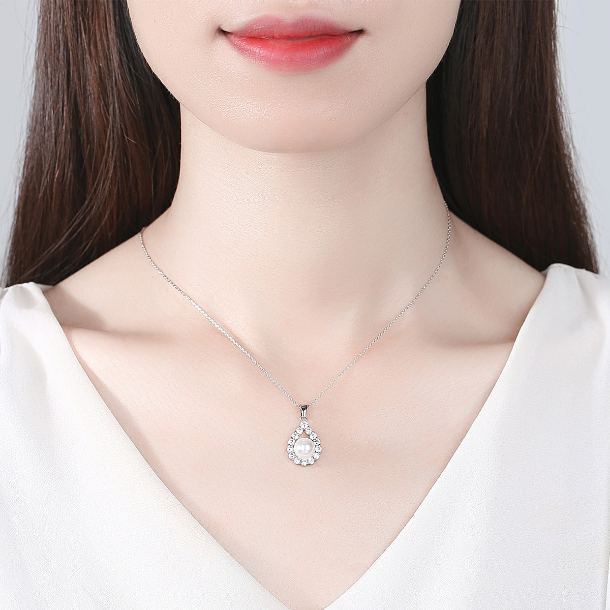 White Gold Plated Cubic Zirconia Faux Pearl Teardrop Pendant Necklace AAA2433