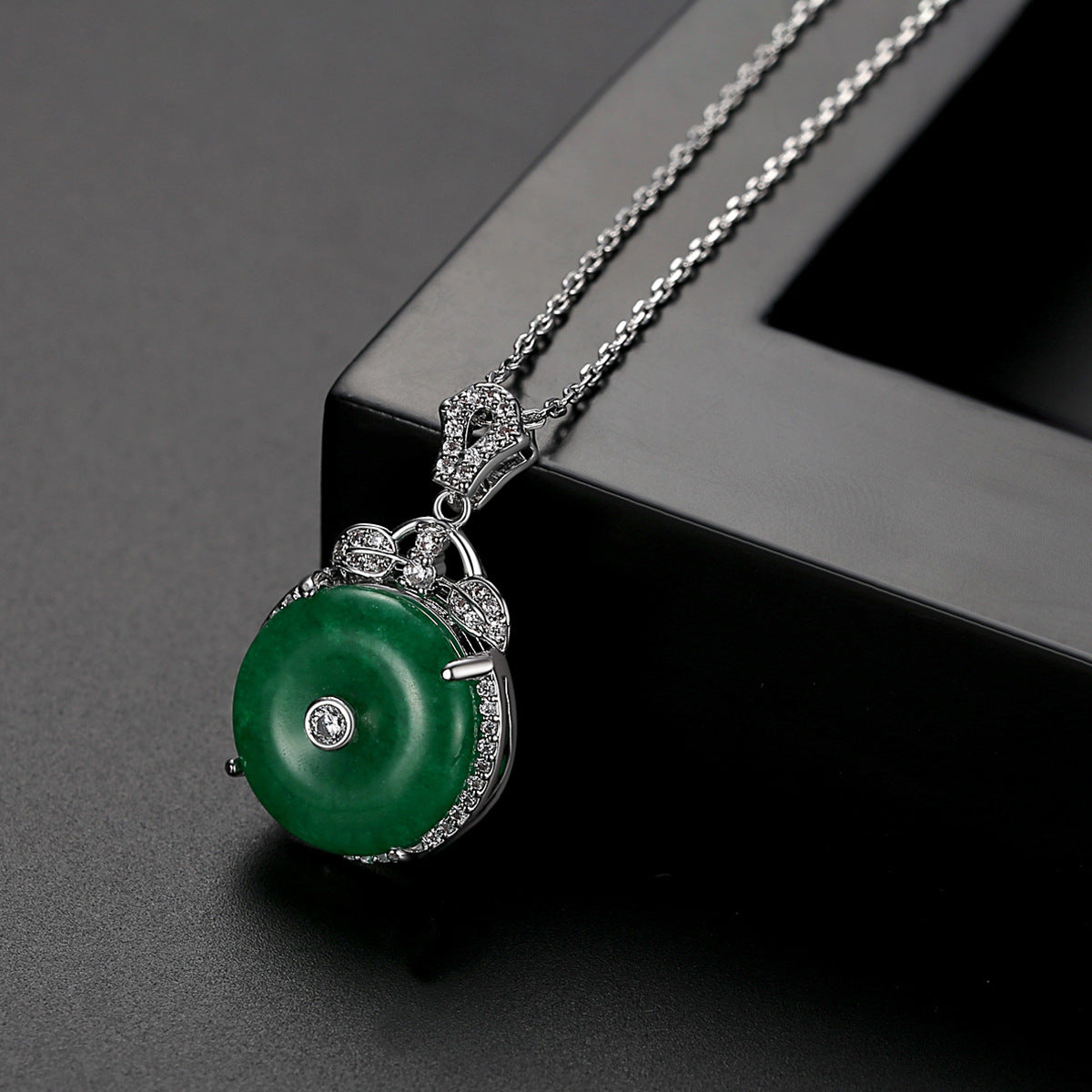 Luxury Cubic Zirconia Faux Jade Pendant Necklace AAA2436