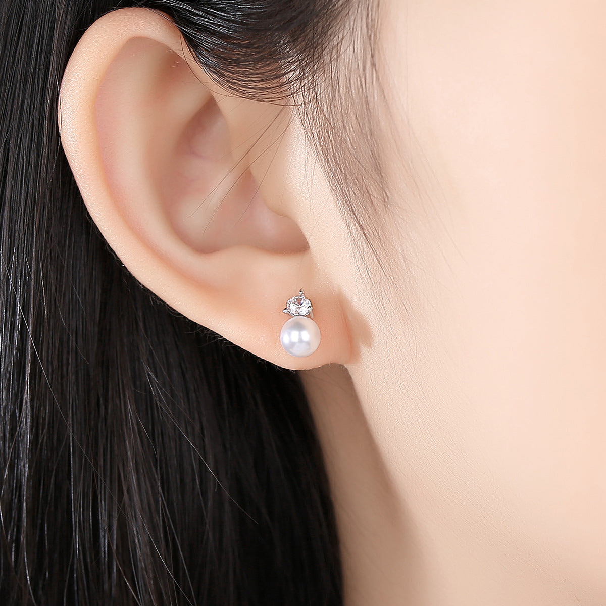 Gold Plated Faux Pearl & Cubic Zirconia Stud Earrings AAA288