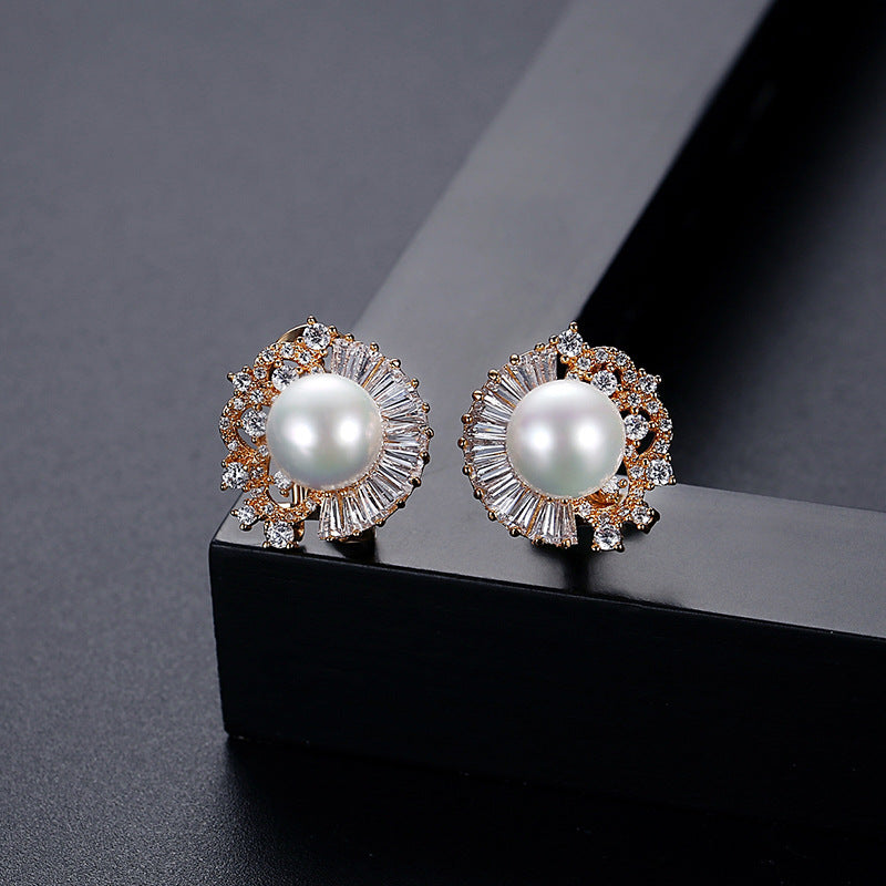Faux Pearl & Cubic Zirconia Gold Plated Stud Earrings AAA426