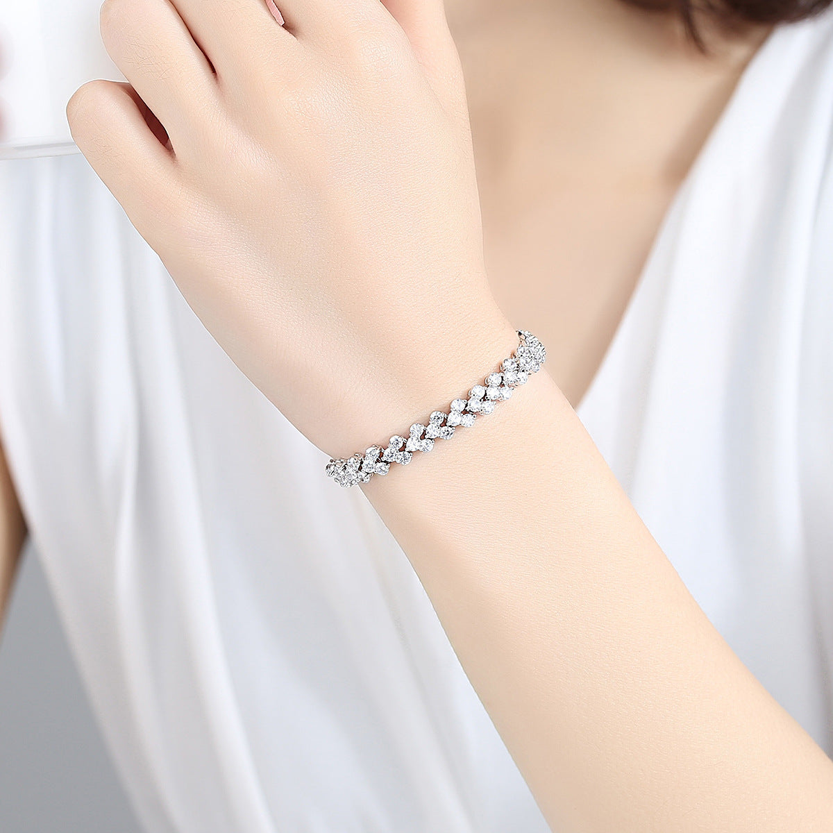 White Gold Plated Cubic Zirconia Floral Chain Bracelet AAA663