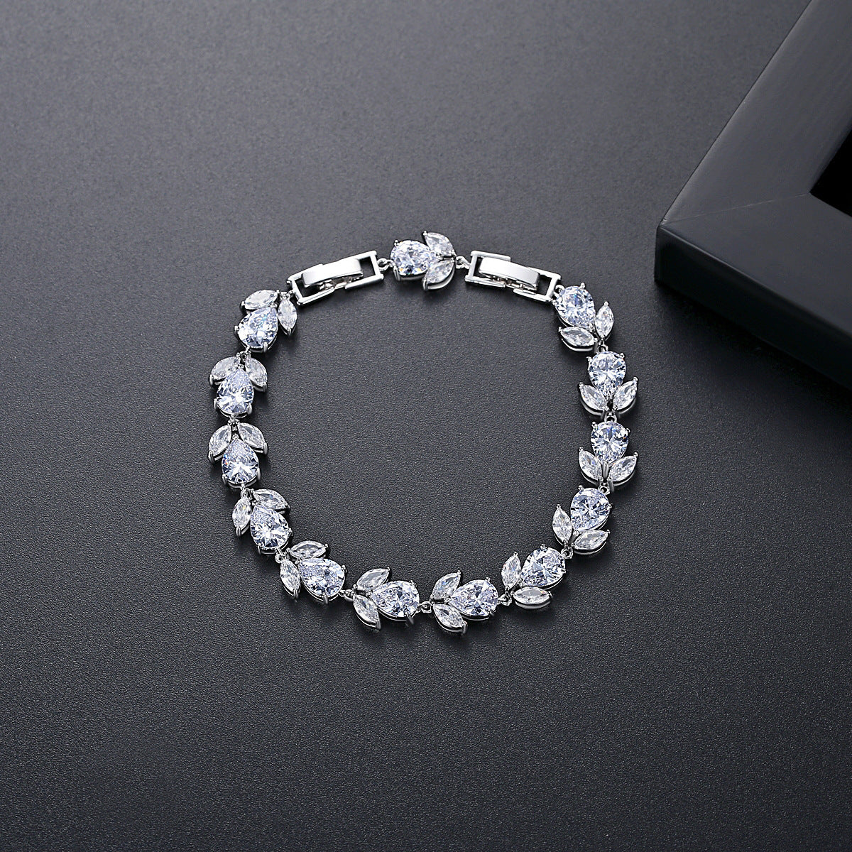 Luxury Pear & Marquise Cubic Zirconia Floral Bracelet AAA668