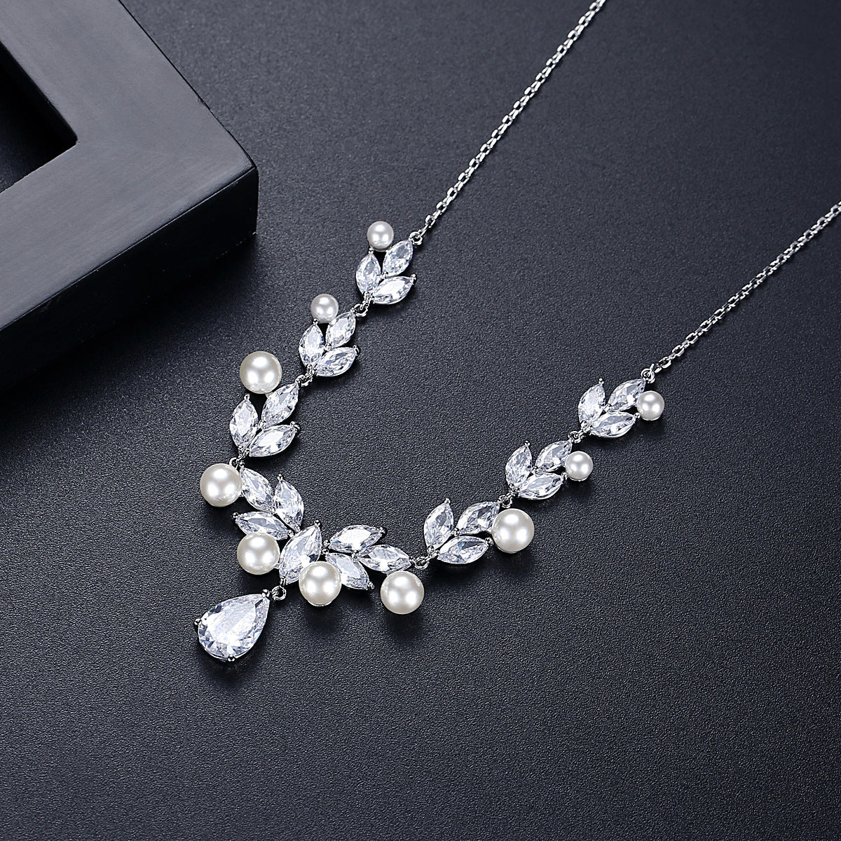 Faux Pearl Marquise & Pear Drop Cubic Zirconia Necklace & Earrings AAA947