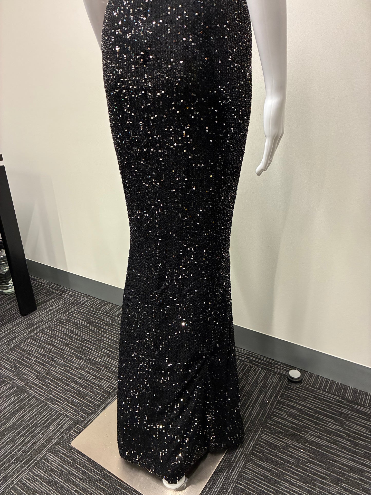 Sequin Halter Plunge Backless Maxi Dress NDS-009